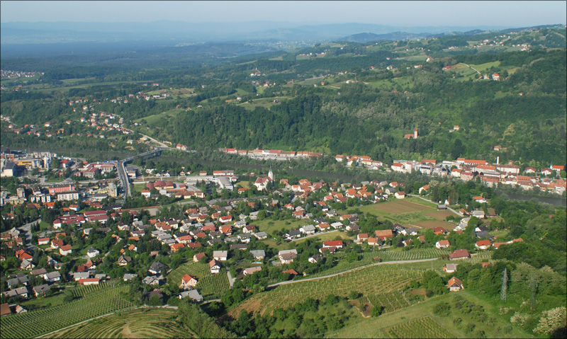 Krško - mesto na dveh bregovih Save - mesto Štajercev in Kranjcev Krsko